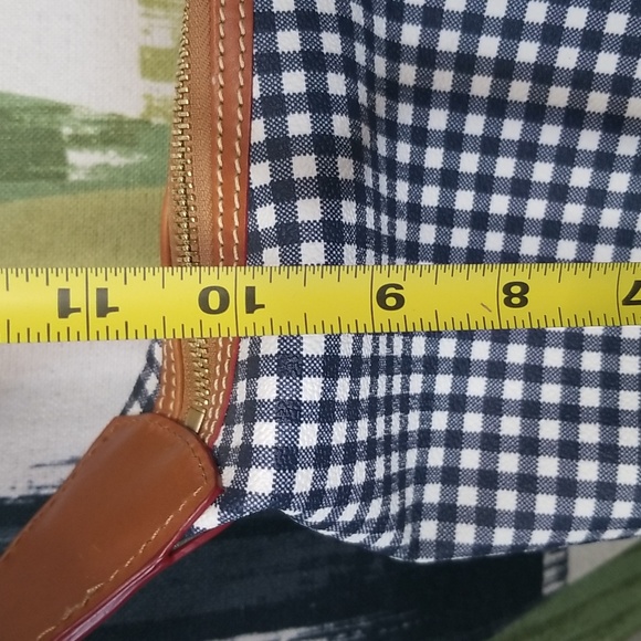 Dooney And Bourke Coated Cotton Gingham Hobo Shoulder Bag In Navy EUC - Picture 3 of 12